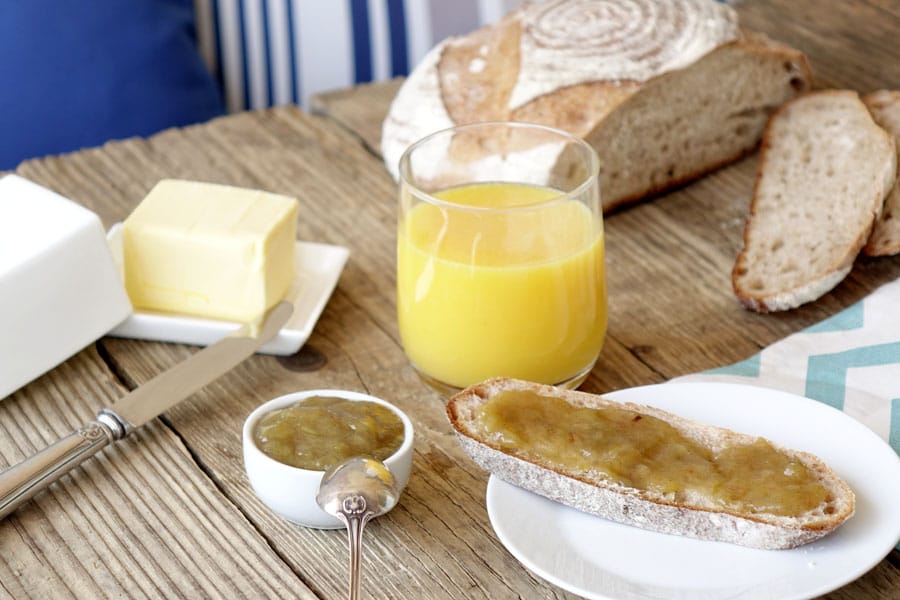 La recette de la confiture de rhubarbe à la vanille