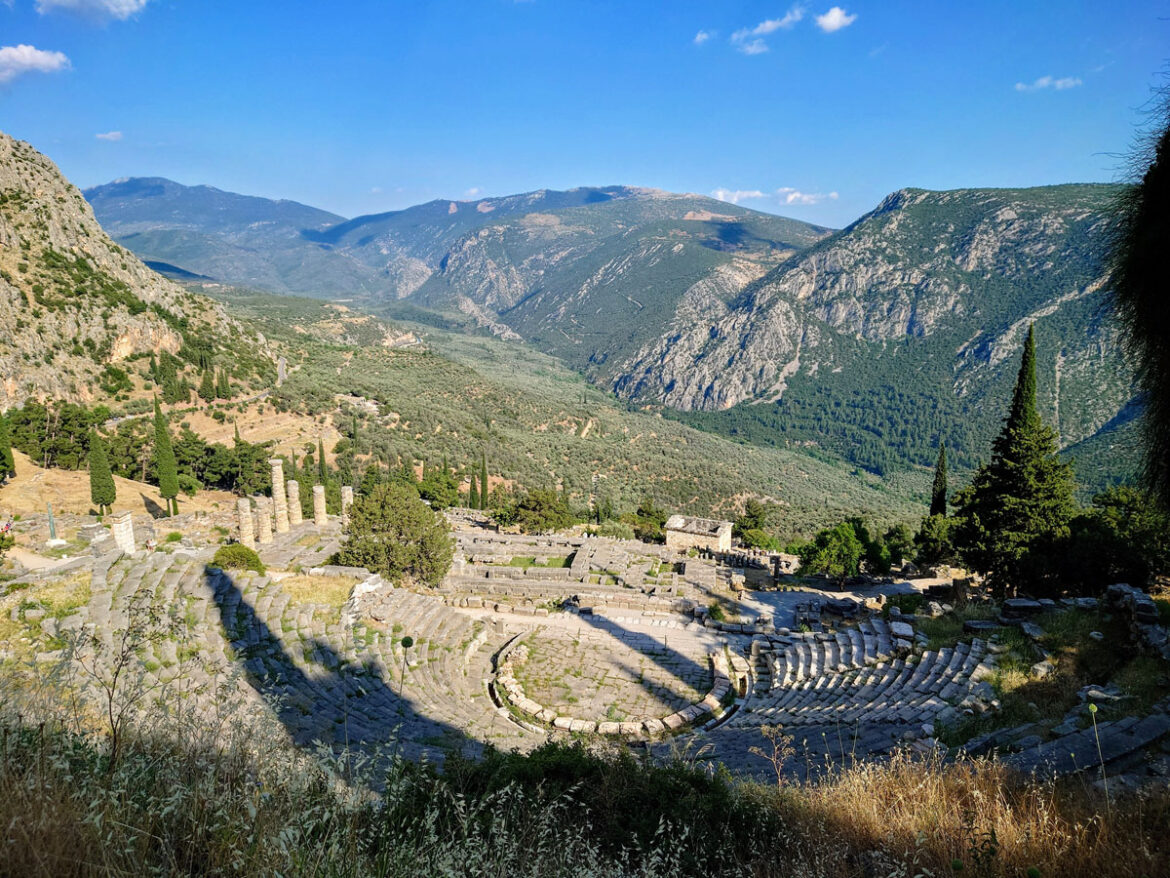 Visiter le site arch&eacute;ologique de Delphes