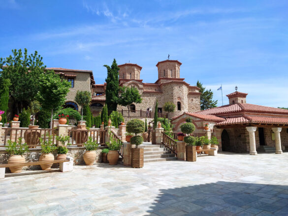 Les Météores Les Météores : visiter les monastères - Grèce