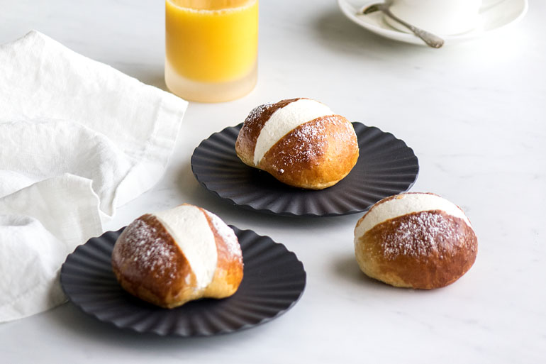 Maritozzi (brioches romaines) La recette des maritozzi (brioches romaines)