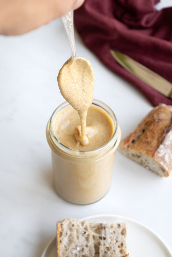 La recette de la pâte à tartiner noisettes façon kinder bueno