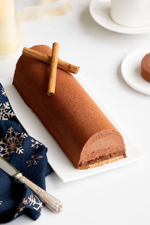 La recette de la bûche chocolat cannelle