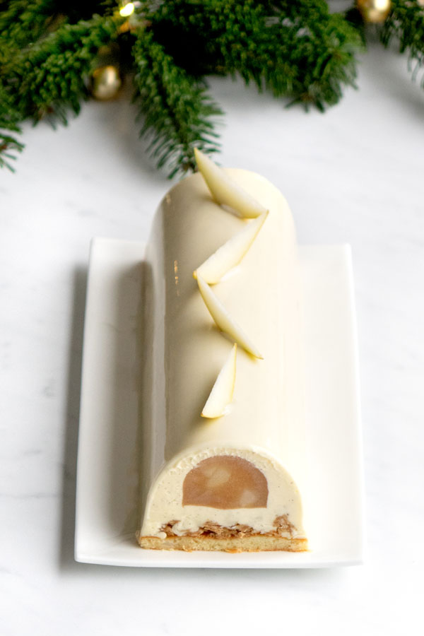 La recette de la bûche vanille poires