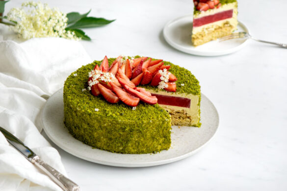 La recette de l'entremets fraises et pistache