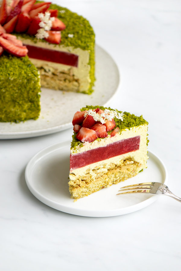 La recette de l'entremets fraises et pistache
